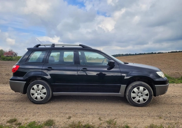 Mitsubishi Outlander cena 14900 przebieg: 214100, rok produkcji 2005 z Chełmno małe 29